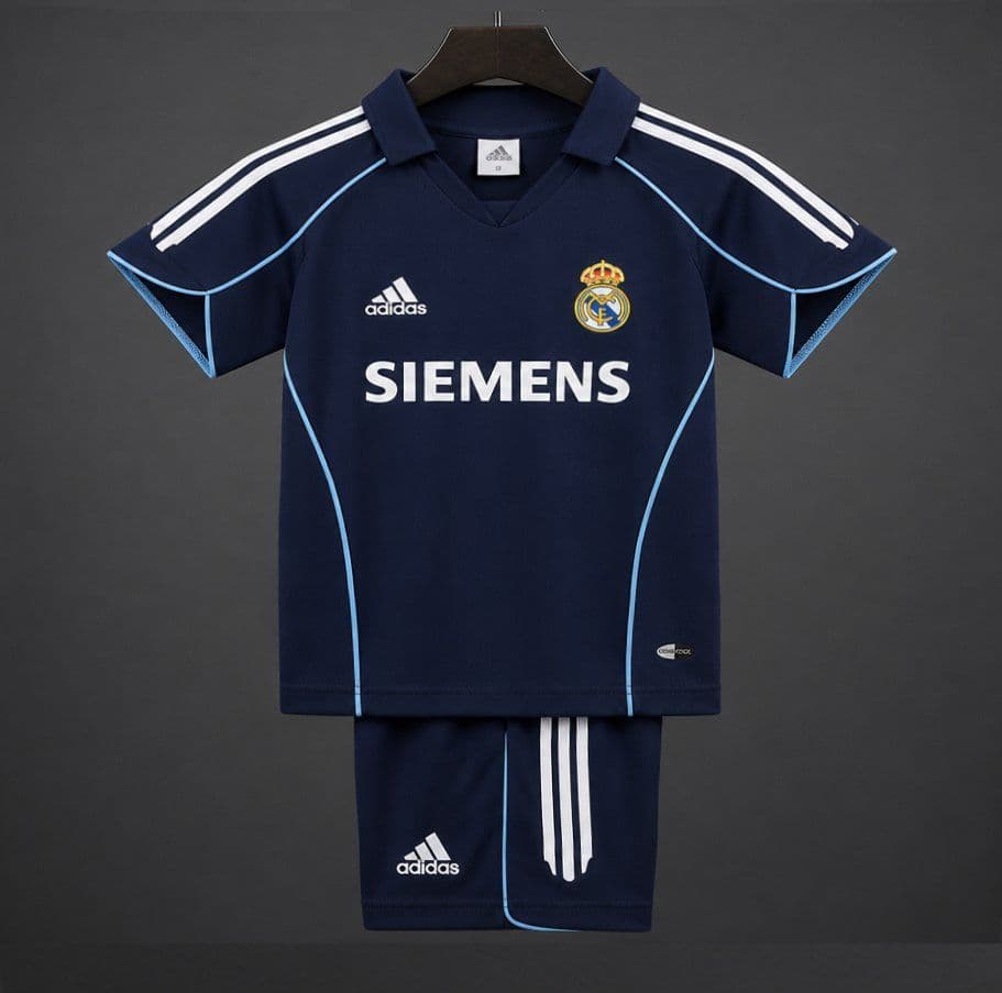 Real Madrid Niños Visitante 2005/06