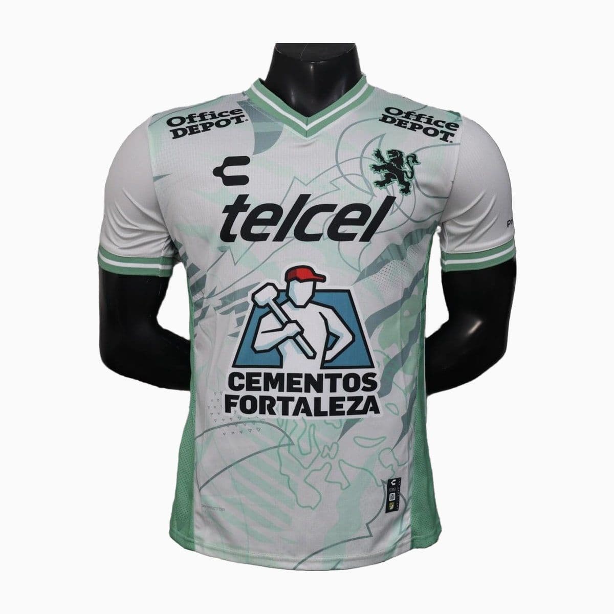 León Visitante 2026/27